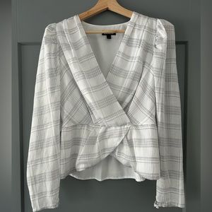 Express Blouse size M